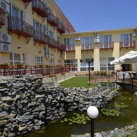 Hotel Intim Costinești Exterior foto