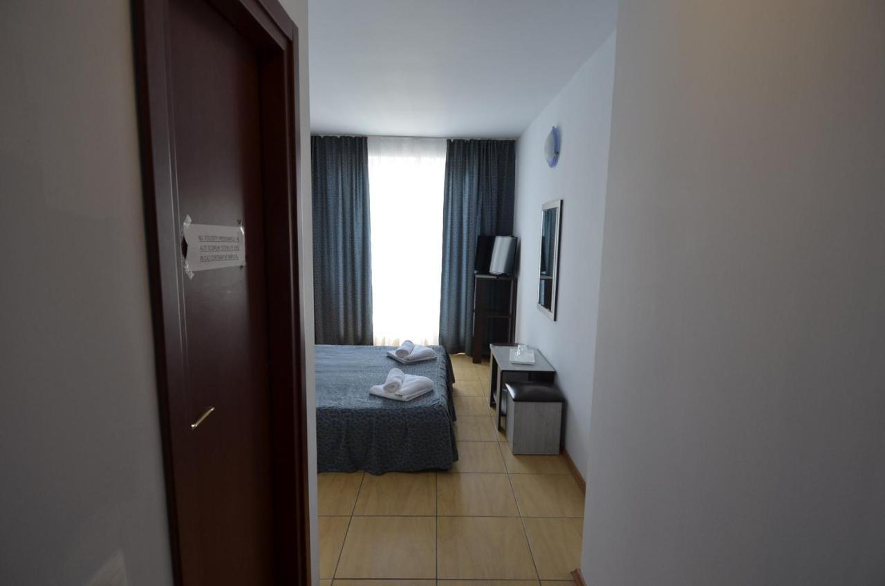 Hotel Intim Costinești Exterior foto